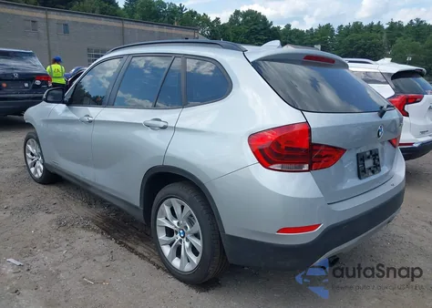 2013 BMW X1 xDrive28I z USA, uszkodzony, nr VIN WBAVL1C50DVR82886